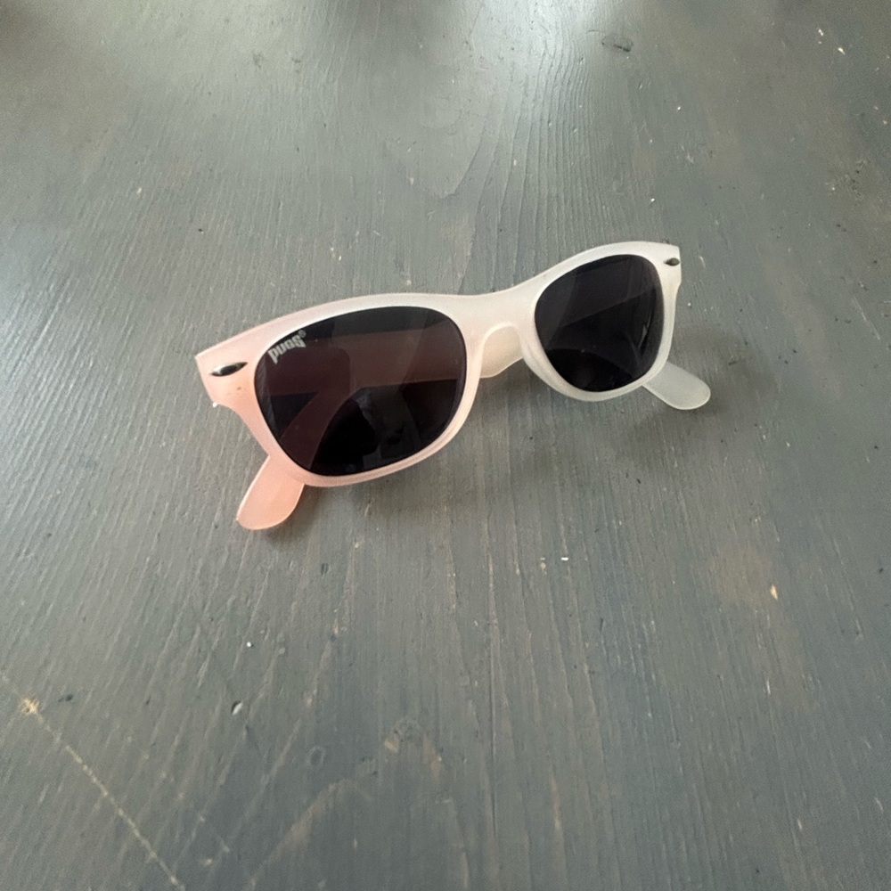 Pugs sunglasses ❤️ - Picture 4 of 6
